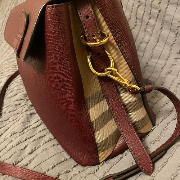 A Classic Preowned Medium Grainy Leather Check Tote - Picture 5 of 11